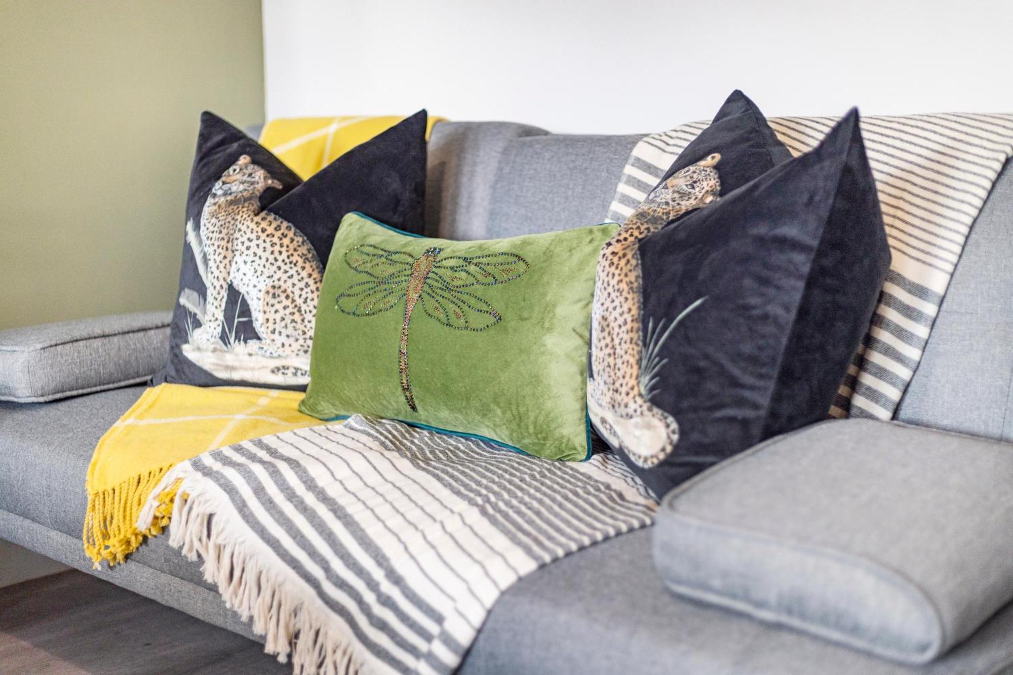 Ipswich Town Center Gem Sleep 5 Apartment Luaran gambar