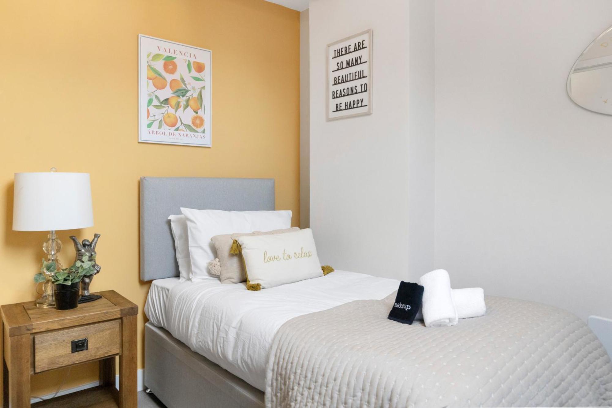Ipswich Town Center Gem Sleep 5 Apartment Luaran gambar