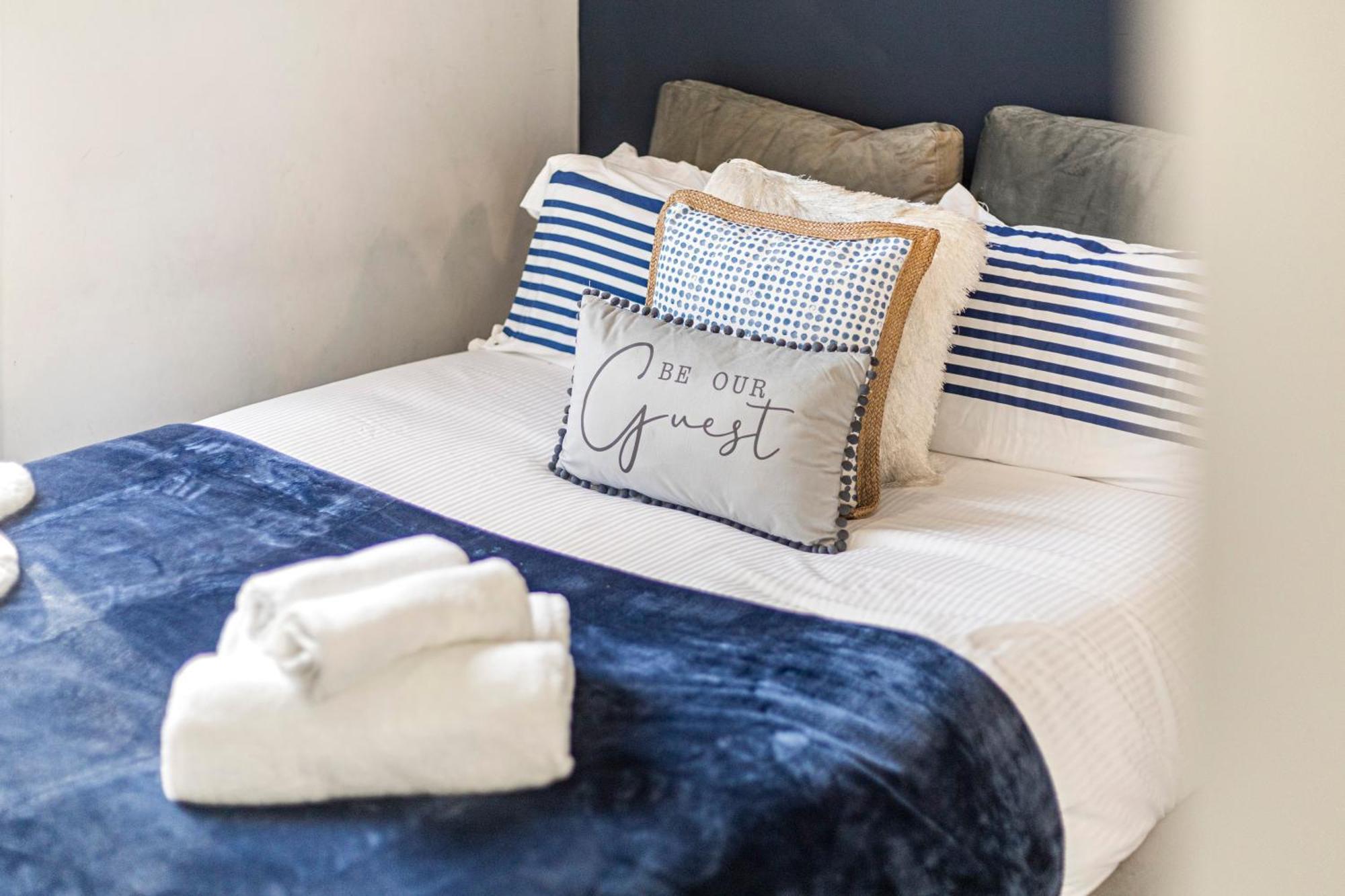 Ipswich Town Center Gem Sleep 5 Apartment Luaran gambar