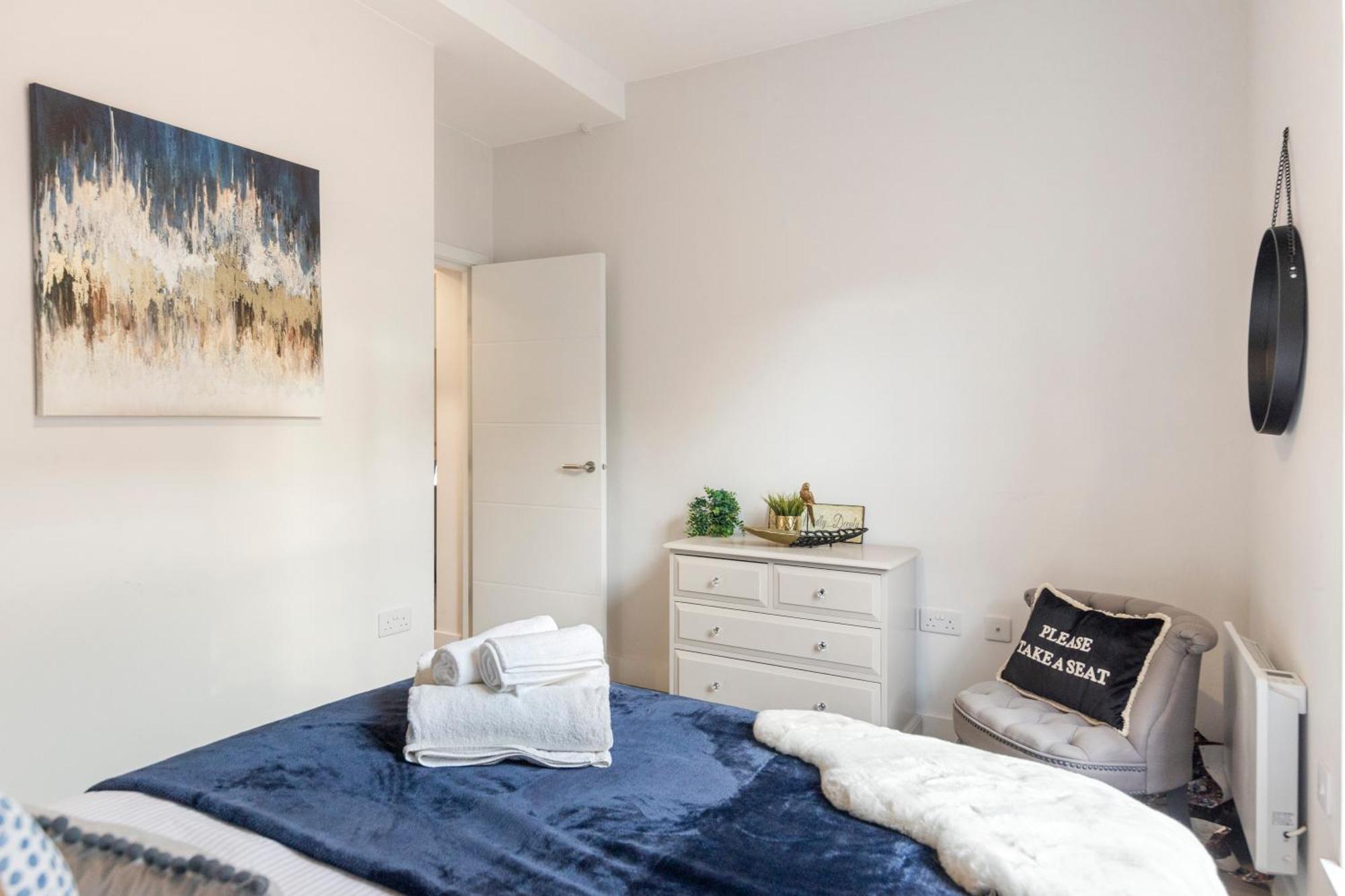 Ipswich Town Center Gem Sleep 5 Apartment Luaran gambar