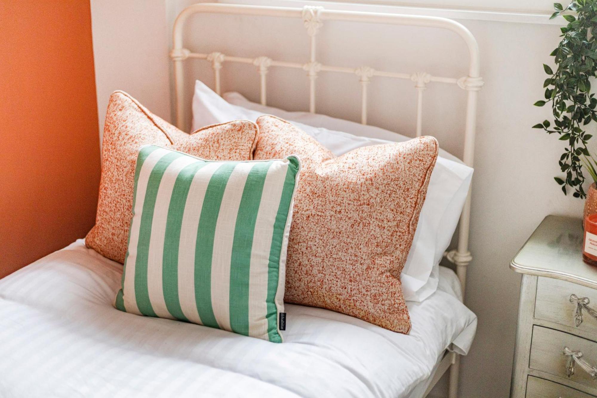 Ipswich Town Center Gem Sleep 5 Apartment Luaran gambar